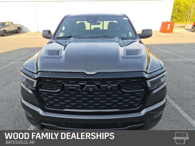 2026 RAM 1500 RAM 1500 EXPRESS QUAD CAB 4X4 6'4' BOX