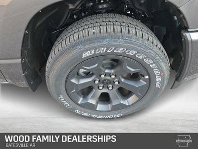 2026 RAM 1500 RAM 1500 EXPRESS QUAD CAB 4X4 6'4' BOX