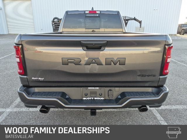 2026 RAM 1500 RAM 1500 EXPRESS QUAD CAB 4X4 6'4' BOX