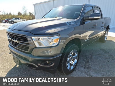 2020 RAM 1500 Big Horn Crew Cab 4x4 5'7' Box