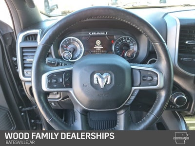 2020 RAM 1500 Big Horn Crew Cab 4x4 5'7' Box