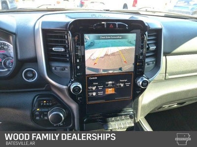 2020 RAM 1500 Big Horn Crew Cab 4x4 5'7' Box