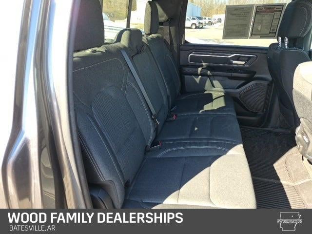 2020 RAM 1500 Big Horn Crew Cab 4x4 5'7' Box