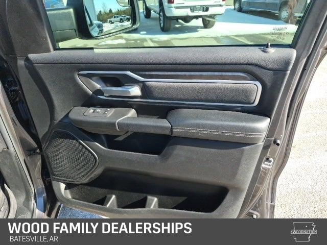 2020 RAM 1500 Big Horn Crew Cab 4x4 5'7' Box