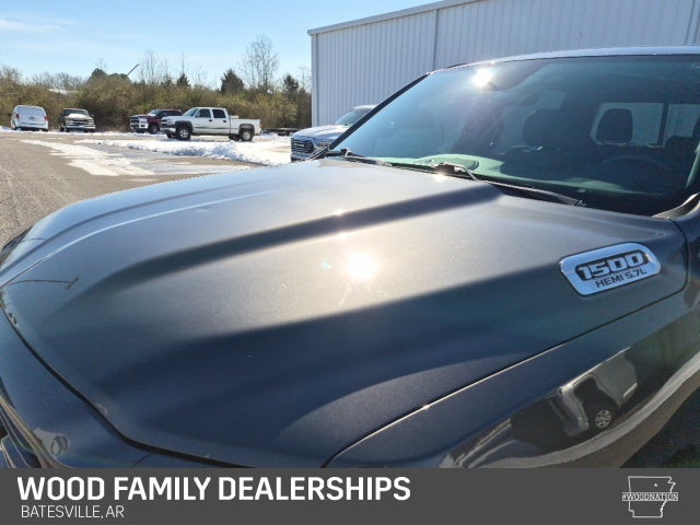 2020 RAM 1500 Big Horn Crew Cab 4x4 5'7' Box