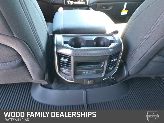 2027 RAM Ram 1500 RAM 1500 BIG HORN CREW CAB 4X4 5'7' BOX