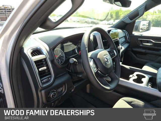 2027 RAM Ram 1500 RAM 1500 BIG HORN CREW CAB 4X4 5'7' BOX
