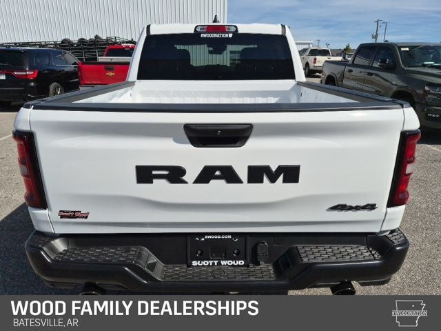 2026 RAM 1500 Tradesman Crew Cab 4x4 5'7' Box