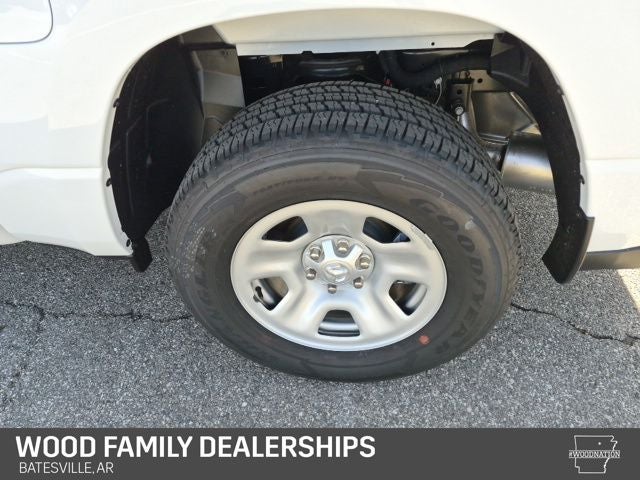 2026 RAM 1500 Tradesman Crew Cab 4x4 5'7' Box