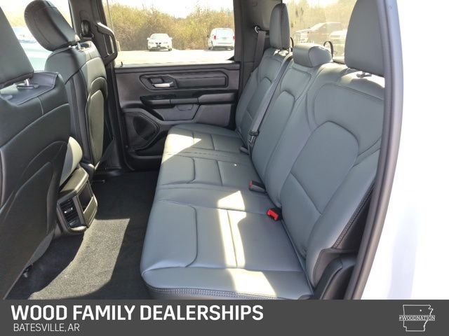 2026 RAM 1500 Tradesman Crew Cab 4x4 5'7' Box