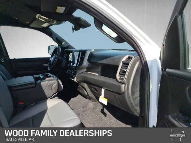 2026 RAM 1500 Tradesman Crew Cab 4x4 5'7' Box