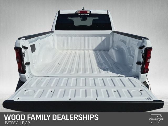 2026 RAM 1500 Tradesman Crew Cab 4x4 5'7' Box