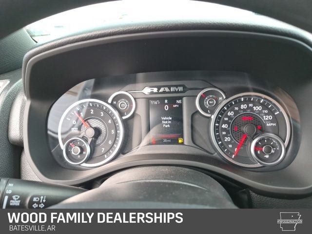 2026 RAM Ram 1500 RAM 1500 TRADESMAN CREW CAB 4X4 5'7' BOX