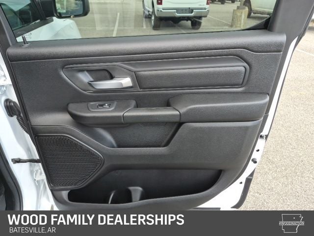 2026 RAM Ram 1500 RAM 1500 TRADESMAN CREW CAB 4X4 5'7' BOX
