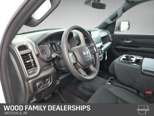 2026 RAM Ram 1500 RAM 1500 TRADESMAN CREW CAB 4X4 5'7' BOX