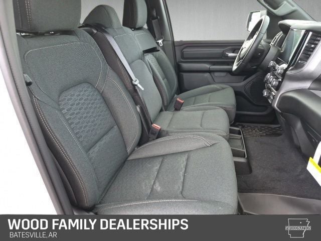 2026 RAM Ram 1500 RAM 1500 TRADESMAN CREW CAB 4X4 5'7' BOX