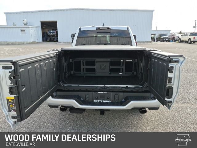 2026 RAM Ram 1500 RAM 1500 LIMITED CREW CAB 4X4 5'7' BOX