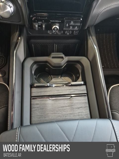 2026 RAM Ram 1500 RAM 1500 LIMITED CREW CAB 4X4 5'7' BOX