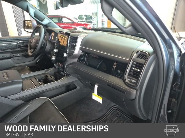 2026 RAM Ram 1500 RAM 1500 LIMITED CREW CAB 4X4 5'7' BOX