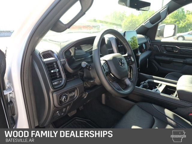 2026 RAM Ram 1500 RAM 1500 LIMITED CREW CAB 4X4 5'7' BOX
