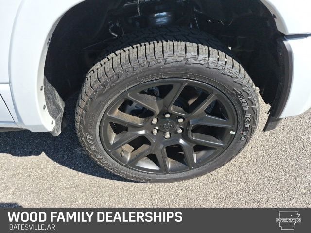 2026 RAM Ram 1500 RAM 1500 LIMITED CREW CAB 4X4 5'7' BOX