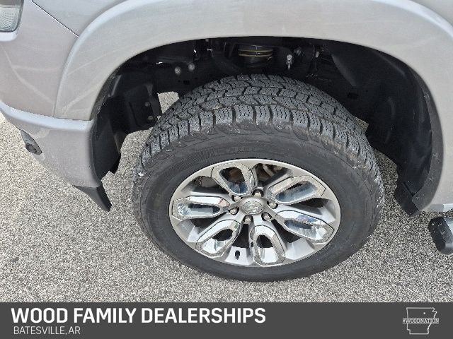 2021 RAM 1500 Laramie Crew Cab 4x4 5'7' Box