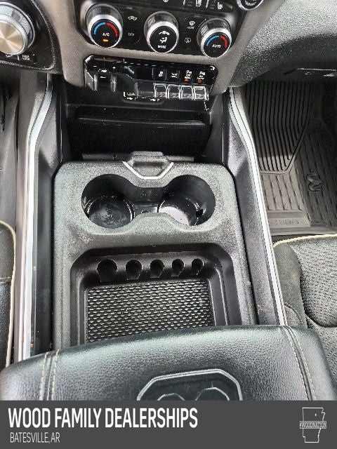 2021 RAM 1500 Laramie Crew Cab 4x4 5'7' Box