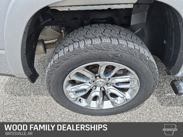 2021 RAM 1500 Laramie Crew Cab 4x4 5'7' Box