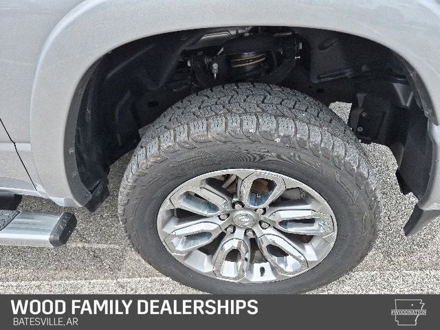2021 RAM 1500 Laramie Crew Cab 4x4 5'7' Box
