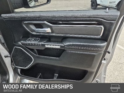2021 RAM 1500 Laramie Crew Cab 4x4 5'7' Box