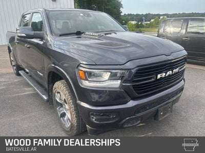 2020 RAM 1500 Laramie Crew Cab 4x4 6'4' Box