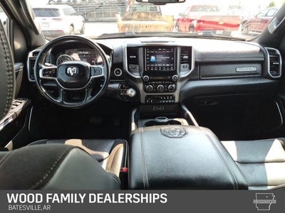 2020 RAM 1500 Laramie Crew Cab 4x4 6'4' Box