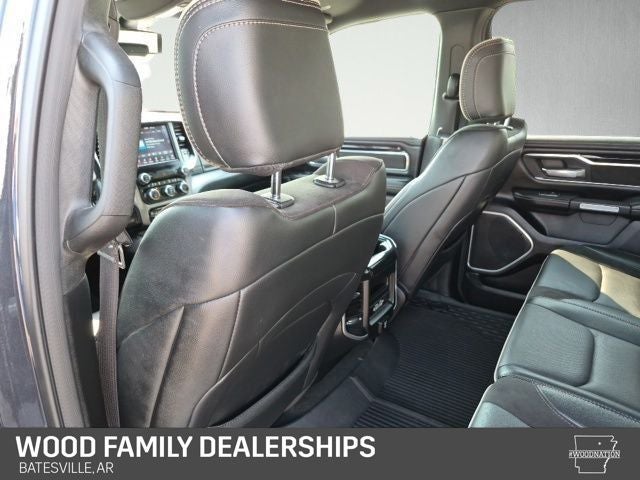 2020 RAM 1500 Laramie Crew Cab 4x4 6'4' Box