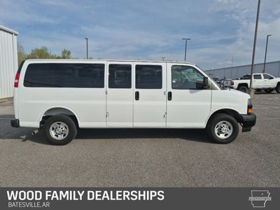 2025 Chevrolet Express Passenger RWD 3500 Extended Wheelbase LS