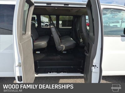 2025 Chevrolet Express Passenger RWD 3500 Extended Wheelbase LS