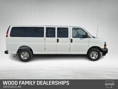 2025 Chevrolet Express Passenger RWD 3500 Extended Wheelbase LS