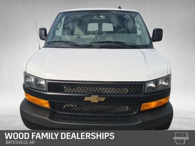 2025 Chevrolet Express Passenger RWD 3500 Extended Wheelbase LS