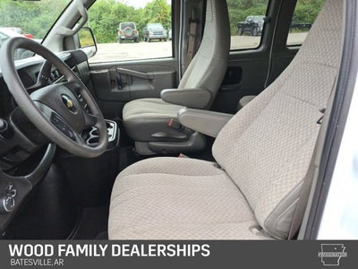2024 Chevrolet Express 3500 LS 15 Passenger