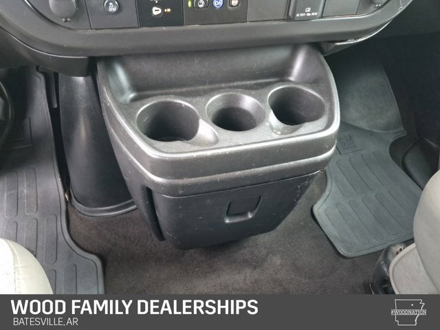 2024 Chevrolet Express 3500 LS 15 Passenger