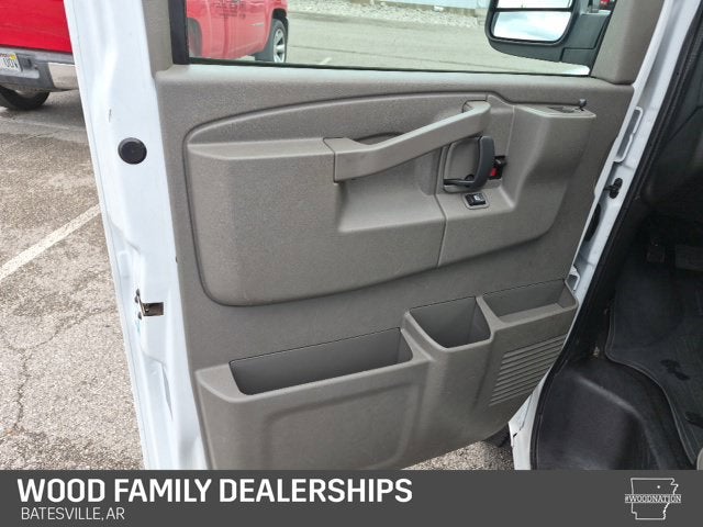2024 Chevrolet Express 3500 LS 15 Passenger