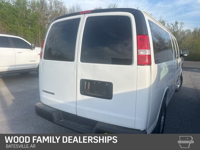 2024 Chevrolet Express Passenger RWD 3500 Extended Wheelbase LS