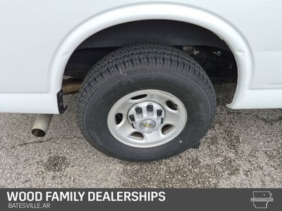 2024 Chevrolet Express 3500 LS 15 Passenger