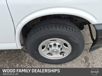 2024 Chevrolet Express 3500 LS 15 Passenger