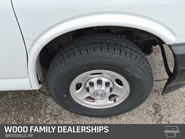 2024 Chevrolet Express 3500 LS 15 Passenger