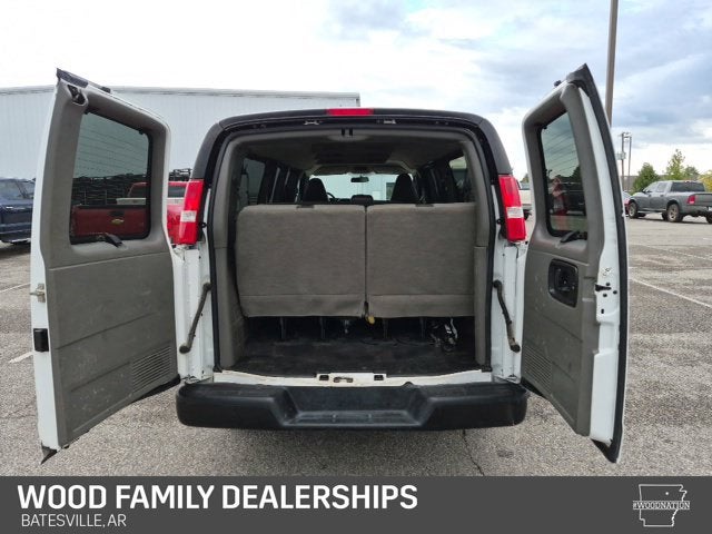 2024 Chevrolet Express 3500 LS 15 Passenger