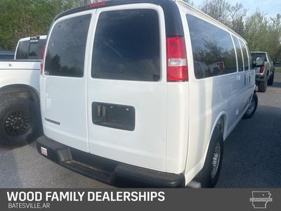 2025 Chevrolet Express Passenger RWD 3500 Extended Wheelbase LS