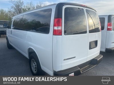 2025 Chevrolet Express Passenger RWD 3500 Extended Wheelbase LS