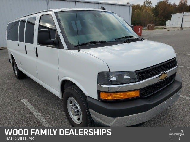 2024 Chevrolet Express Passenger RWD 3500 Extended Wheelbase LT