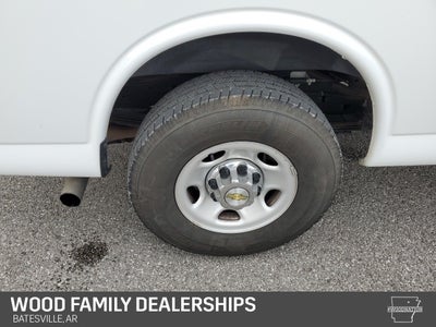 2024 Chevrolet Express Passenger RWD 3500 Extended Wheelbase LT