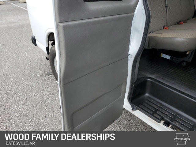 2024 Chevrolet Express Passenger RWD 3500 Extended Wheelbase LT